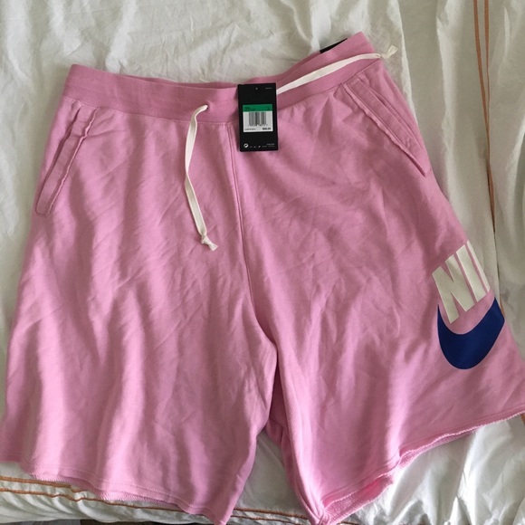 nike alumni shorts pink